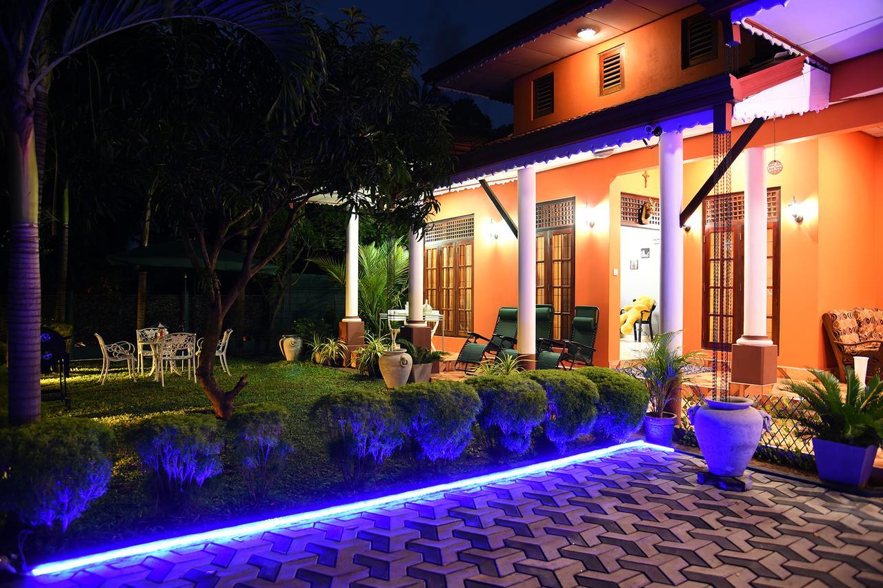 One And Only Apartment Negombo Ngoại thất bức ảnh