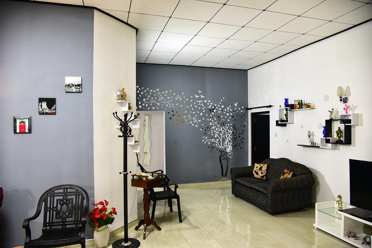 One And Only Apartment Negombo Ngoại thất bức ảnh