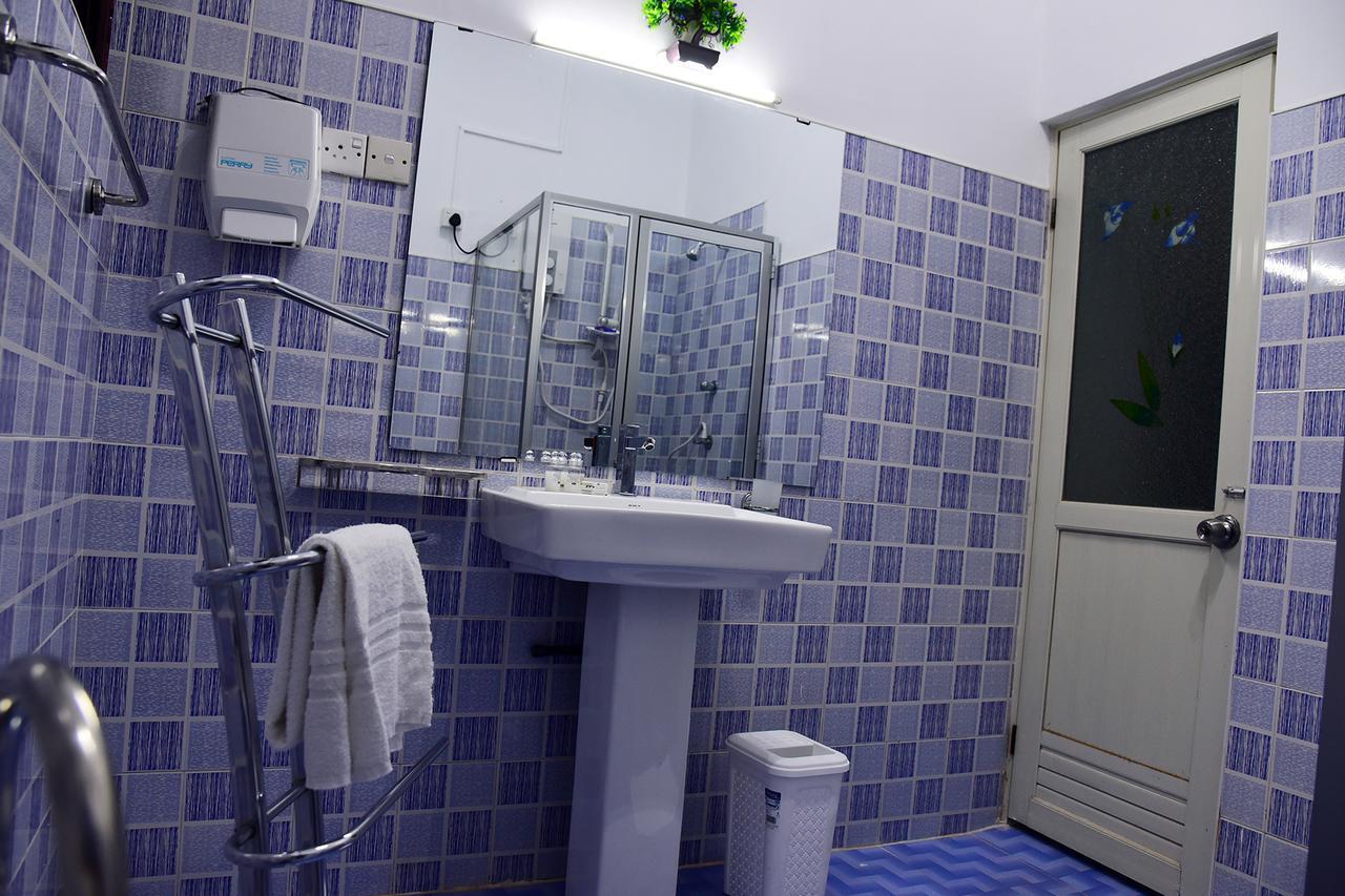 One And Only Apartment Negombo Ngoại thất bức ảnh